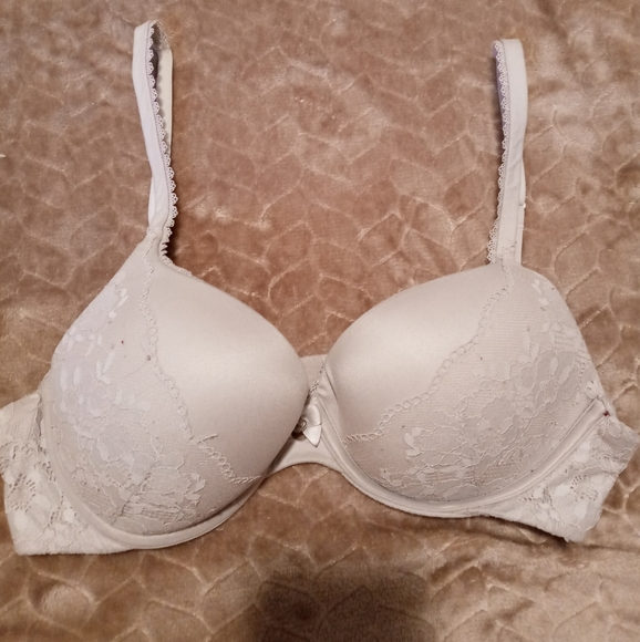 Victoria's Secret Other - Victoria's Secret Body by Victoria Perfect Shape 34C